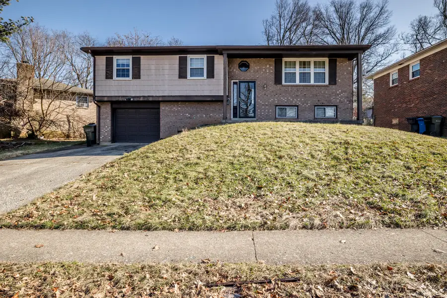 2147 Deauville Drive, Lexington, KY 40504 - Image #2