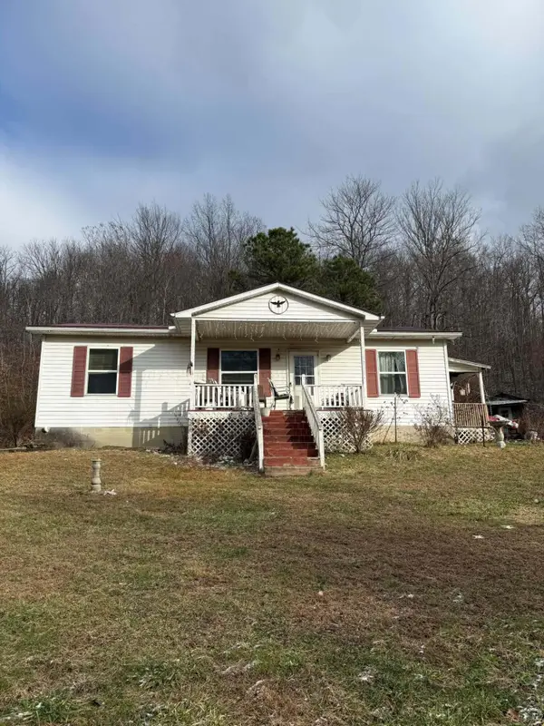 1240 Finger Board Road, Vanceburg, KY 41179