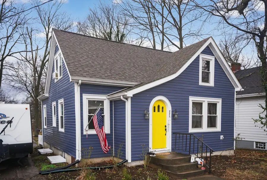 221 Waveland Avenue, Danville, KY 40422 - Image #2