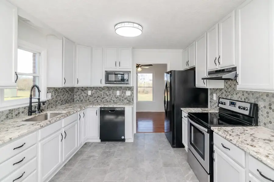 4705 Chenault Bridge Road, Danville, KY 40422 - Image #2