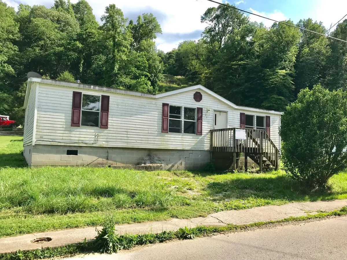 370 Chili Street, Olive Hill, KY 41164 - Image #1