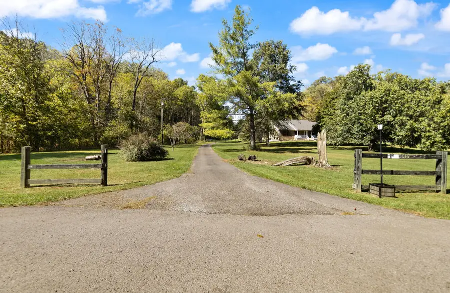 3515 Mitchellsburg Knob Road, Parksville, KY 40464 - Image #2