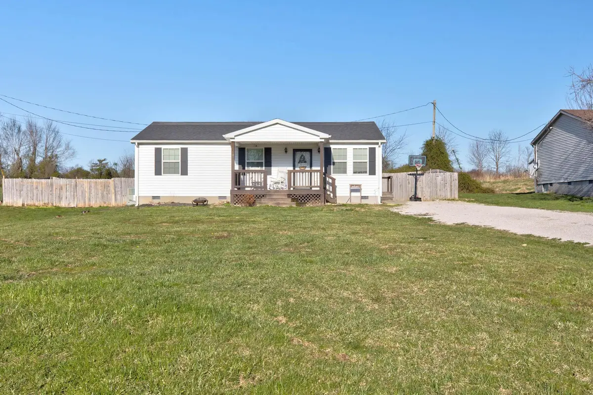 109 Parish Road, Jeffersonville, KY 40337 - Image #1
