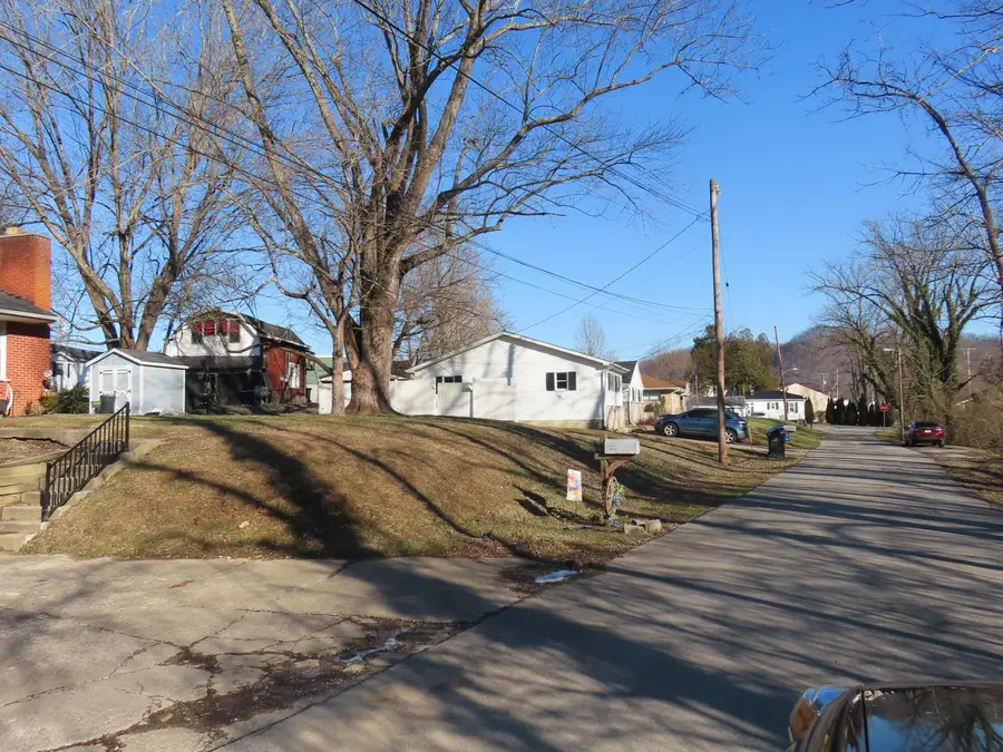 408  S Willow Drive, Morehead, KY 40351 - Image #3