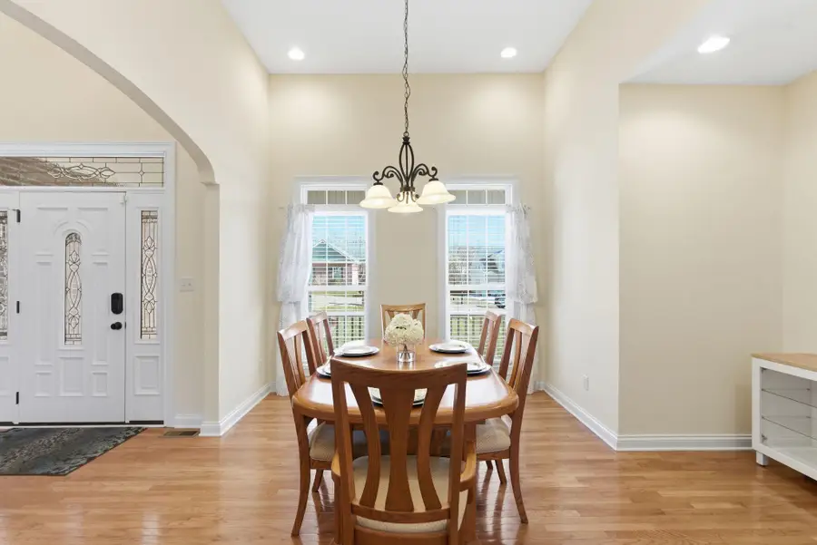 180 Lakeshore Circle, Georgetown, KY 40324 - #3