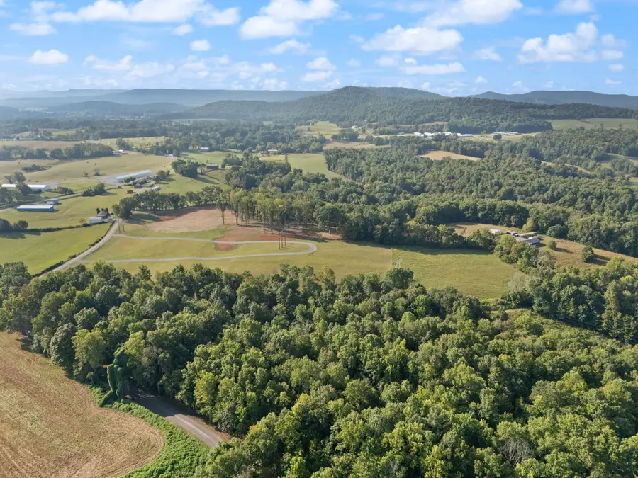 8 Autumn Lane, Albany, KY 42602 - #2