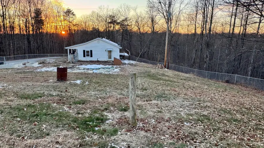 505 Robinson Road, McKee, KY 40447 - Image #2