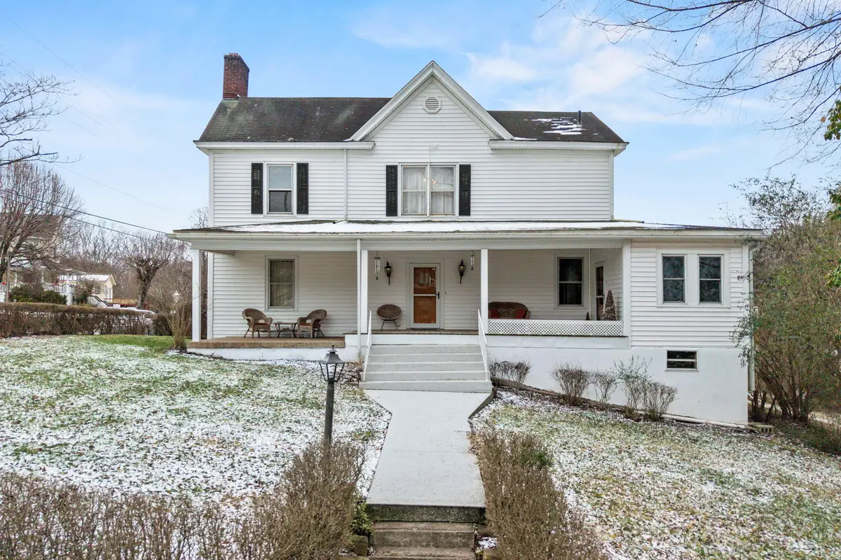 90 Grand Avenue, Beattyville, KY 41311 - Image #1