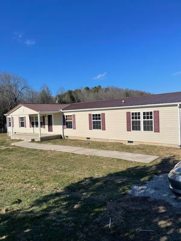 6854 E Laurel Road, London, KY 40741