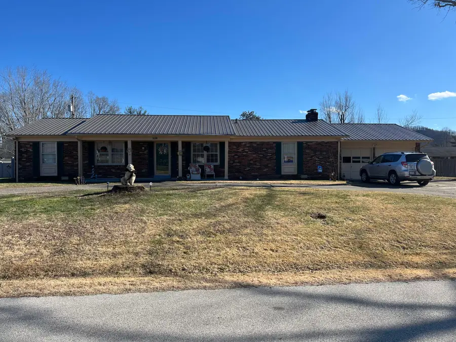 228 Circle Drive, Morehead, KY 40351 - Image #2