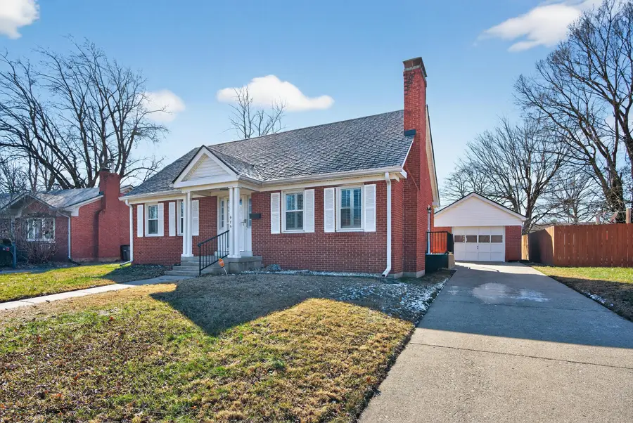 976 Fredericksburg Road, Lexington, KY 40504 - Image #2