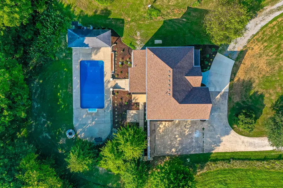 68 Meadow Point Drive, Lancaster, KY 40444 - Image #3