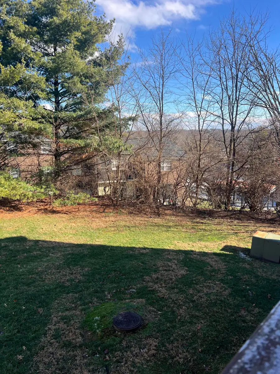 421 Redding Road #107, Lexington, KY 40517 - Image #3