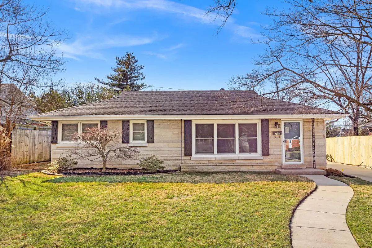 738 Della Drive, Lexington, KY 40504 - Image #1