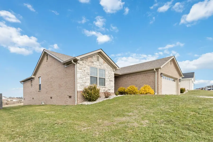313 Wyldwood Way, Berea, KY 40403 - Image #2