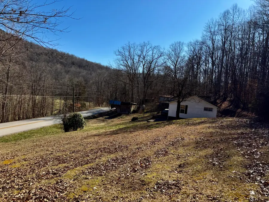 16202  200 Highway, Monticello, KY 42633 - #3