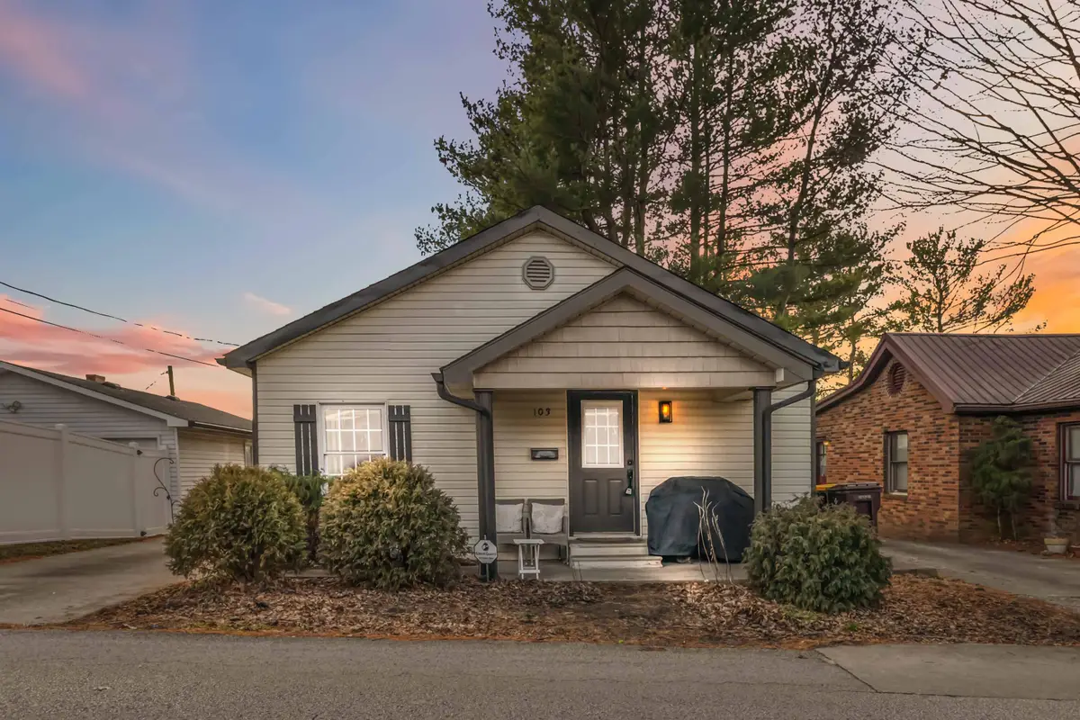 103 W Limestone Street, Somerset, KY 42501 - Image #1