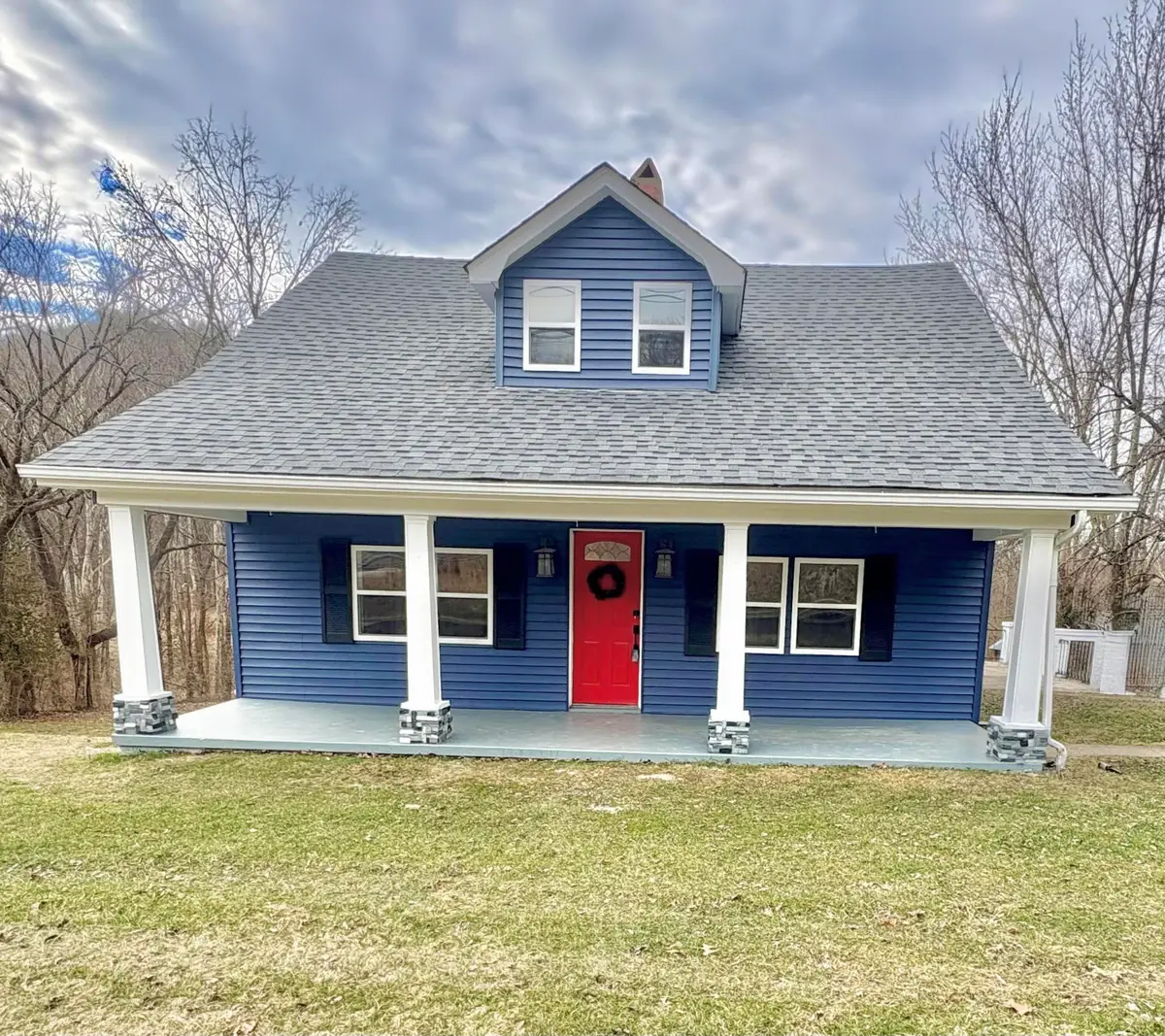 1121  Winchester Road, Irvine, KY 40336 - Image #1