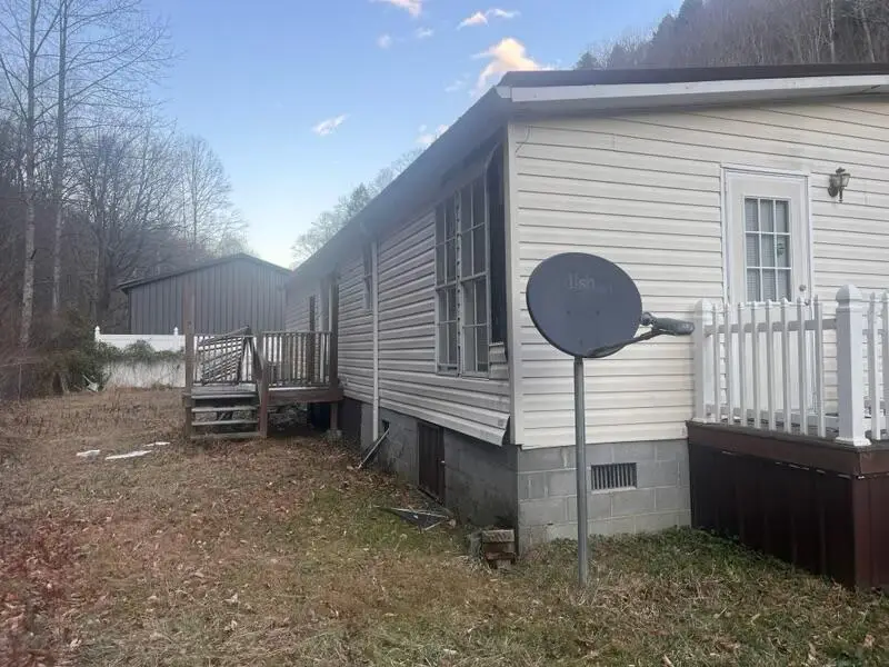 321 Gabriels Fork, Kimper, KY 41539 - #2
