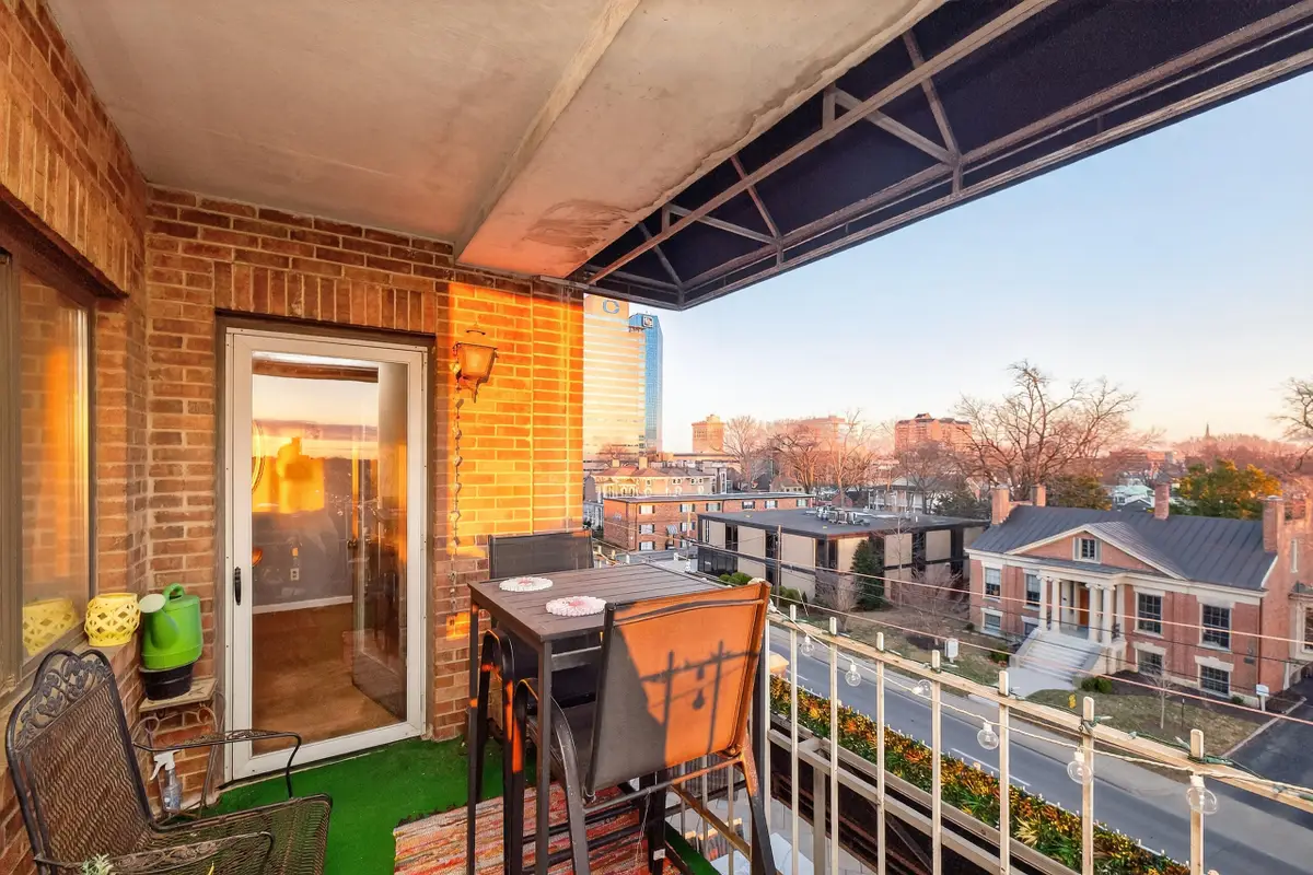 355 S Broadway #Unit 202, Lexington, KY 40508 - Image #1