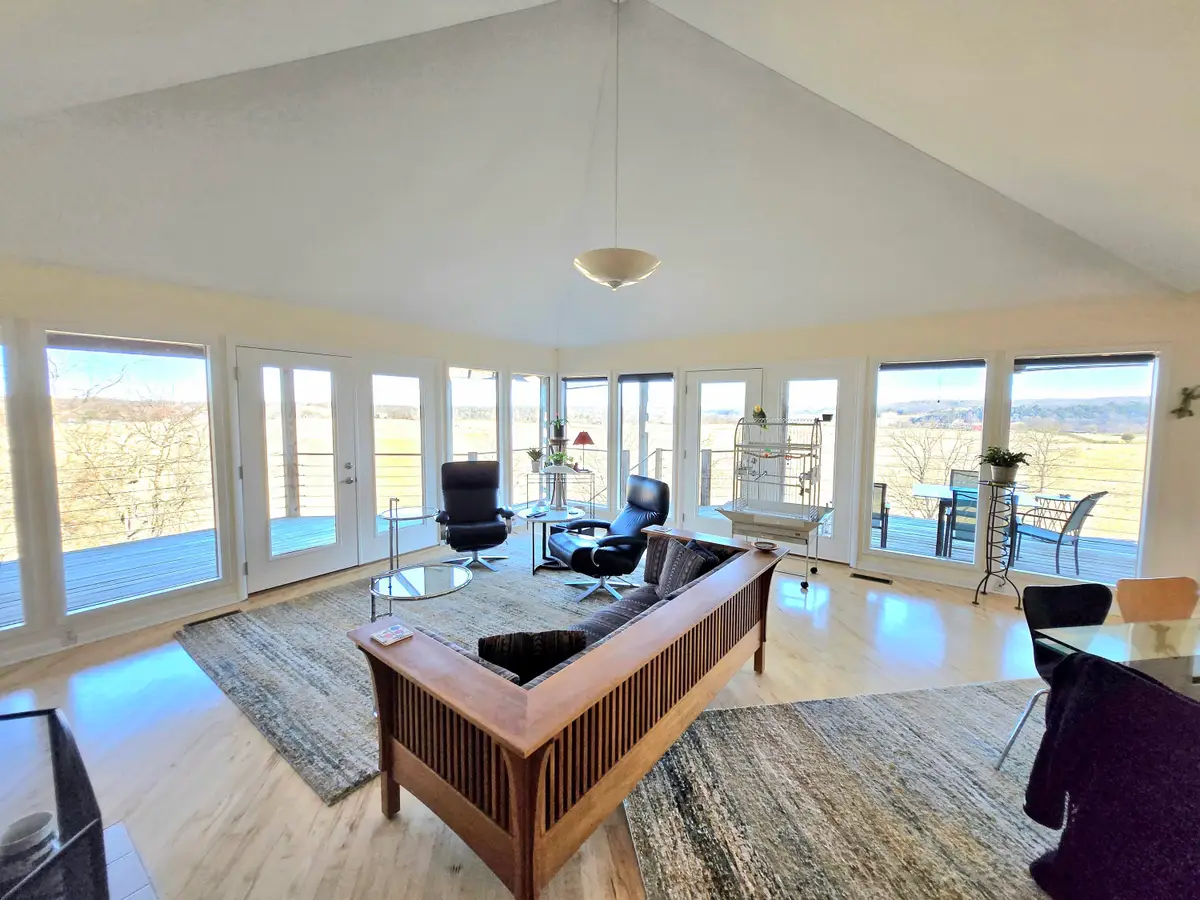 1028 Pin Oak Drive, Frankfort, KY 40601 - Image #1