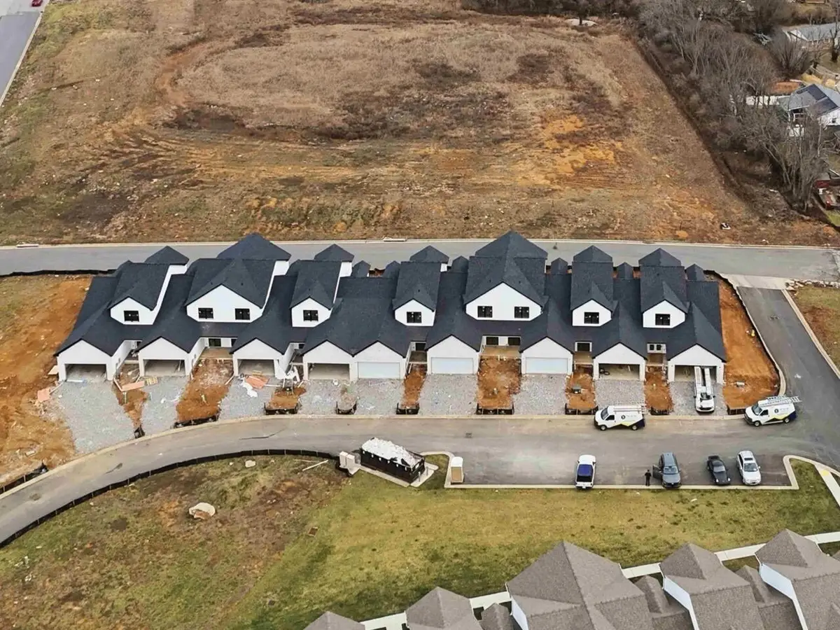 674 Hollow Creek Road, Lexington, KY 40511 - Image #1