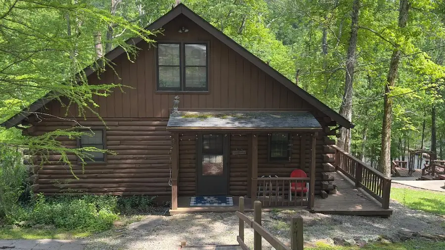 403 Timberlake Lane, McDaniels, KY 40152 - Image #2