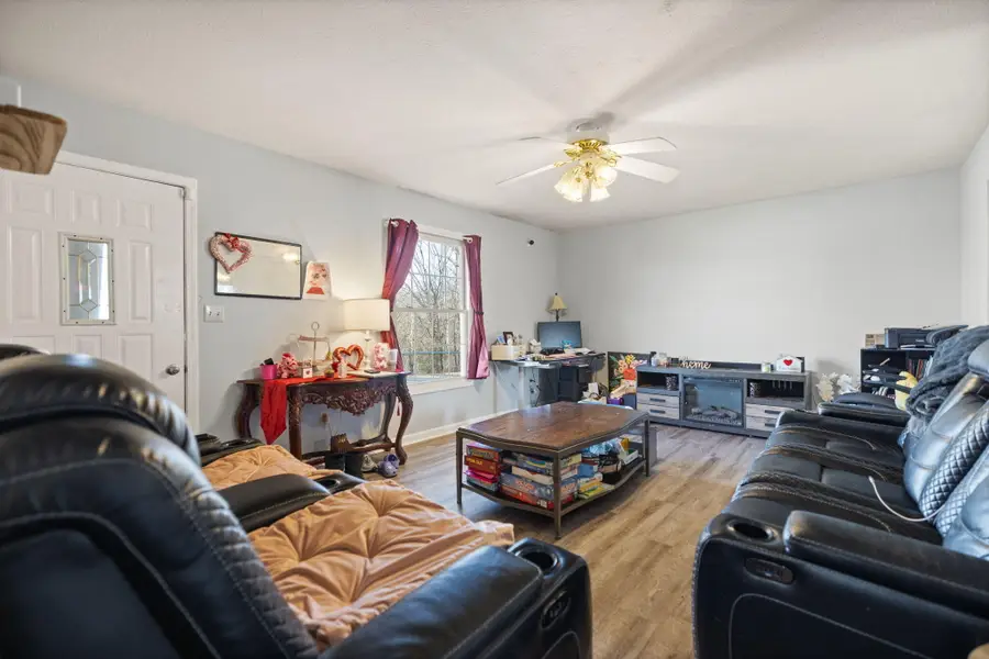 117 Taylor Subdivision Road, London, KY 40744 - Image #3