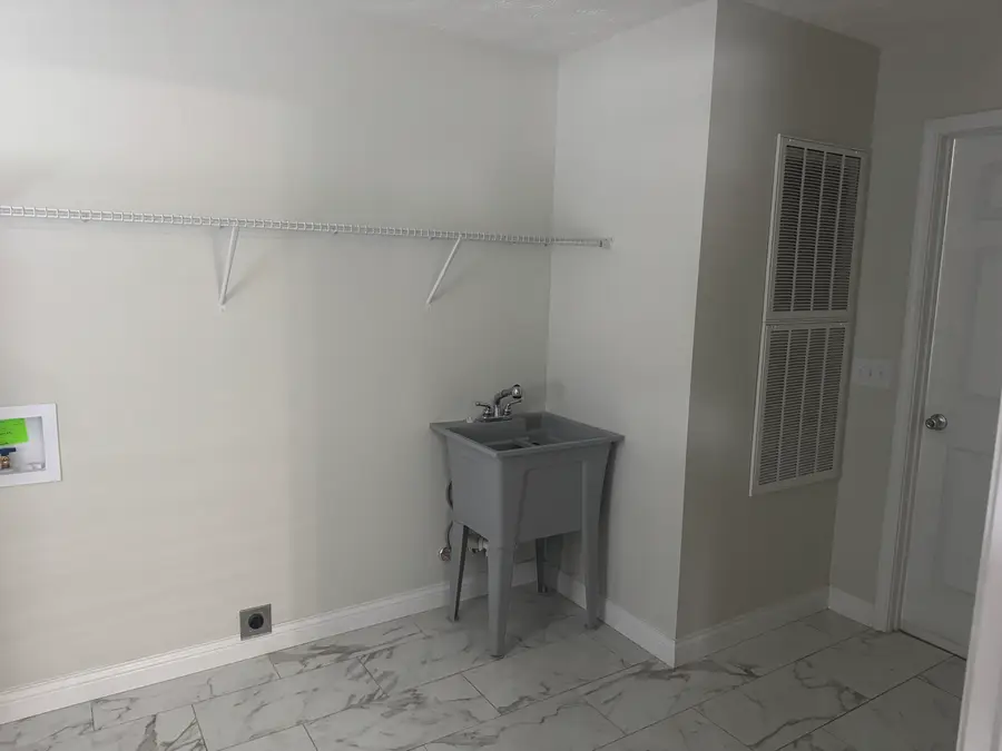 3521 Cabin Creek Road, London, KY 40741 - #2