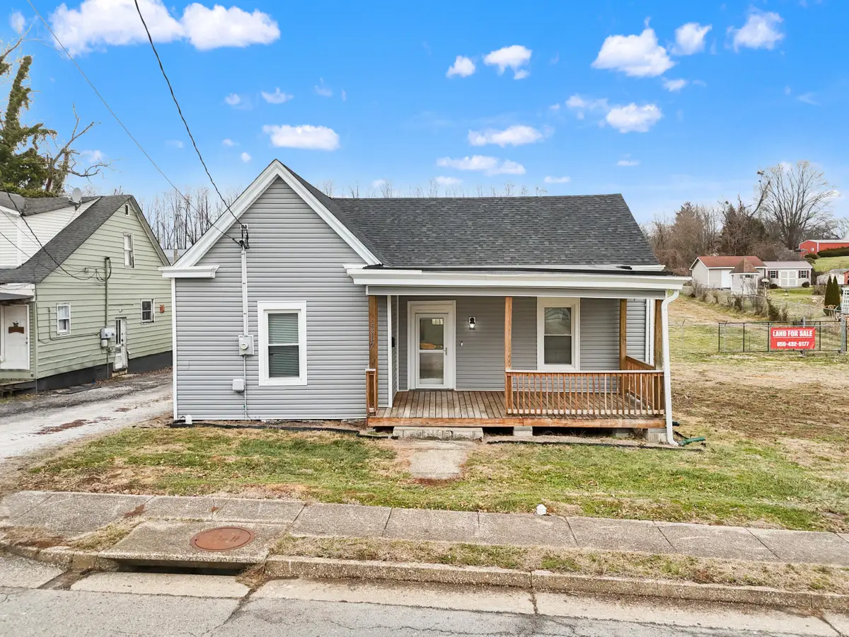 517 W High Street, Mount Sterling, KY 40353 - Image #1