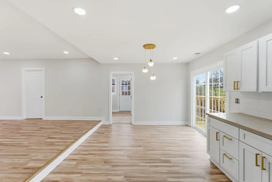 524 Allah Avenue, Harrodsburg, KY 40330 - #2