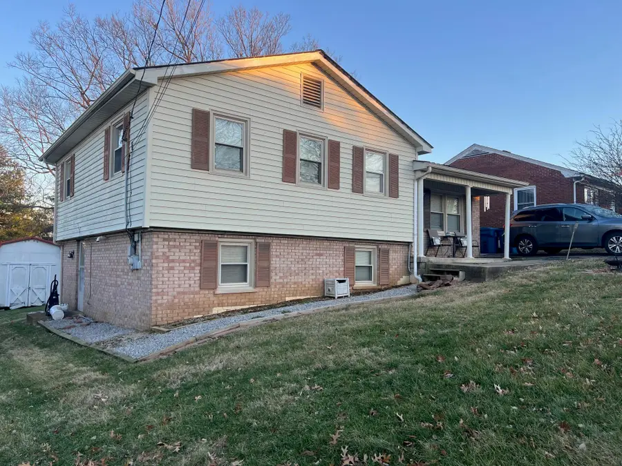 117 Castle Heights Drive, Harrodsburg, KY 40330 - Image #2