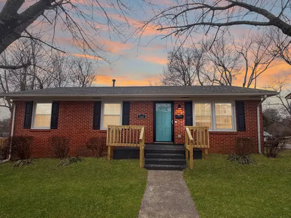 2911 Edinburgh Drive, Lexington, KY 40517