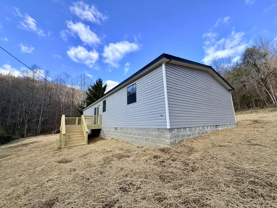 1776 Little Wolf Creek Road, Williamsburg, KY 40769 - Image #3