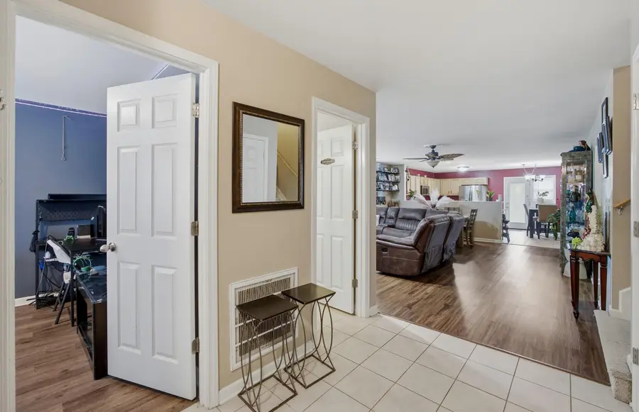 1312 Harrington Court, Lexington, KY 40511 - Image #3