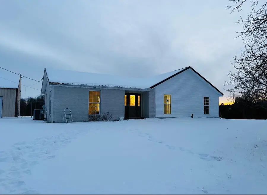 8585 Ky 1032, Berry, KY 41003 - #2