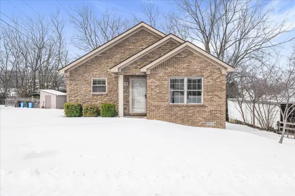 216 S Walnut St, Wilmore, KY 40390