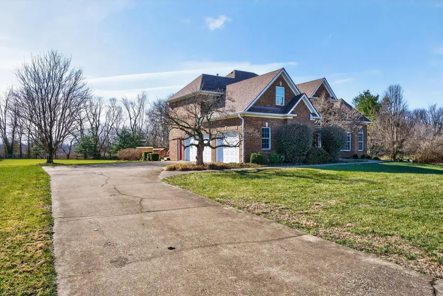 5000 Lupreese Lane, Versailles, KY 40383 - Image #3