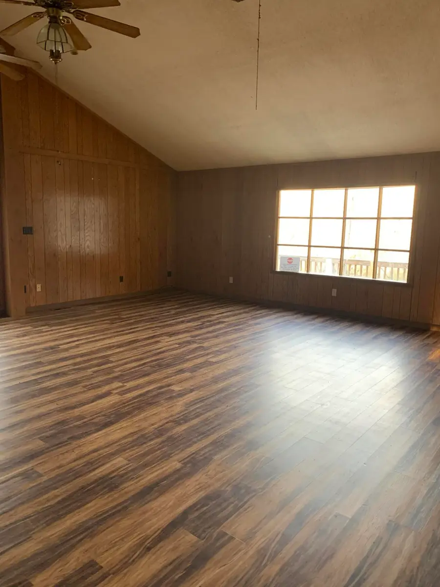 877 Bear Hollow Road, Rockholds, KY 40759 - Image #3