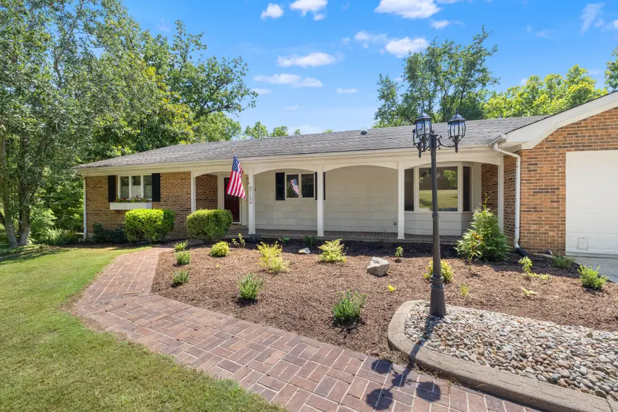 1025 Woodspoint Drive, Lawrenceburg, KY 40342 - Image #2