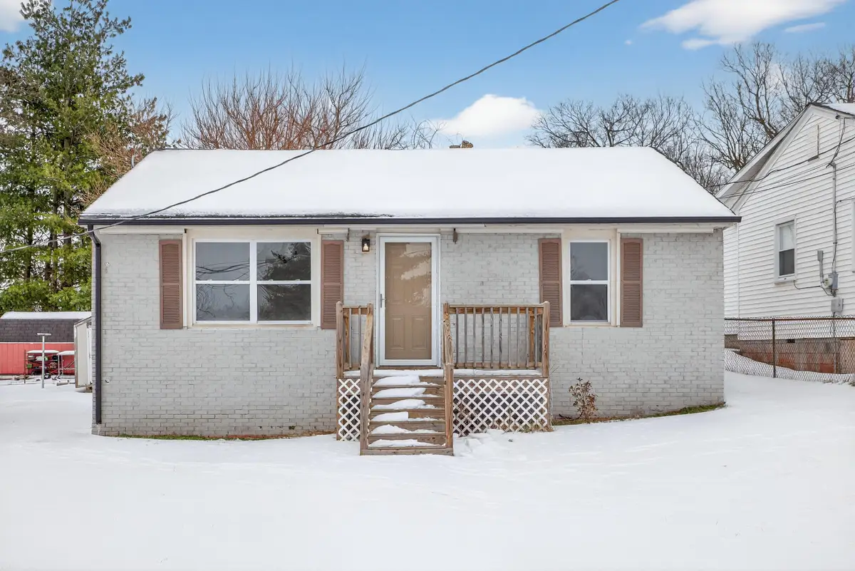 102 Circle Drive, Danville, KY 40422 - Image #1