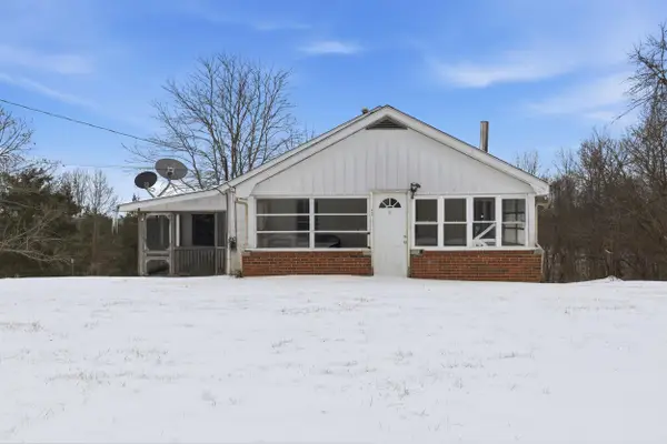 645 Old Fox Road, Irvine, KY 40336