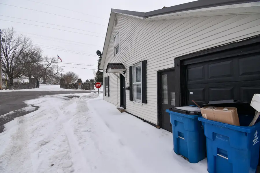 436 N Greenville Street, Harrodsburg, KY 40330 - #2