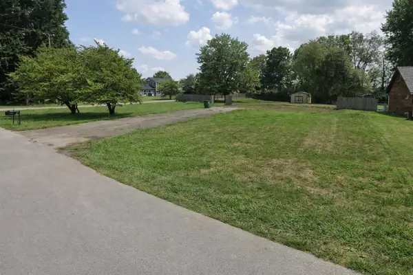 200 Palomino Drive, Harrodsburg, KY 40330