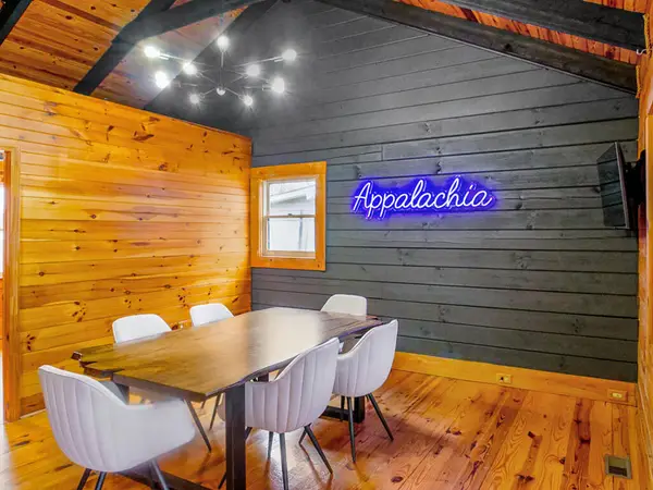 793 Breckenridge Street, Stanton, KY 40380