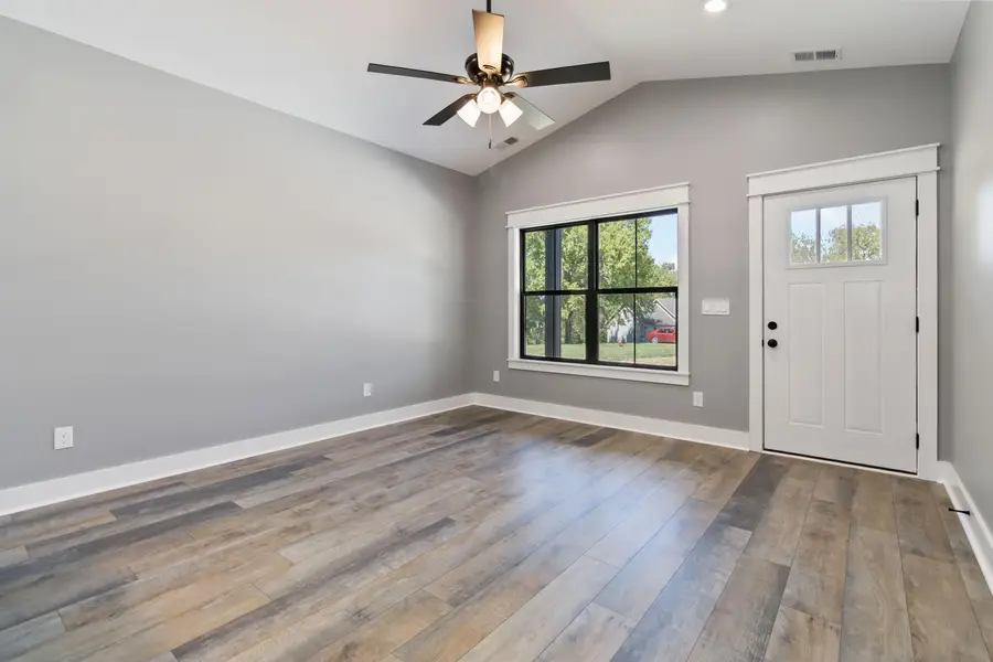 110 Harrods Glen, Harrodsburg, KY 40330 - #3