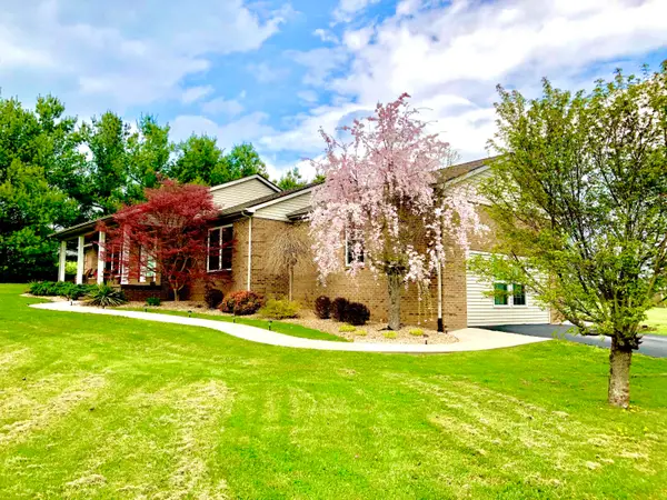 1960  Rocky Springs Road, Cynthiana, KY 41031