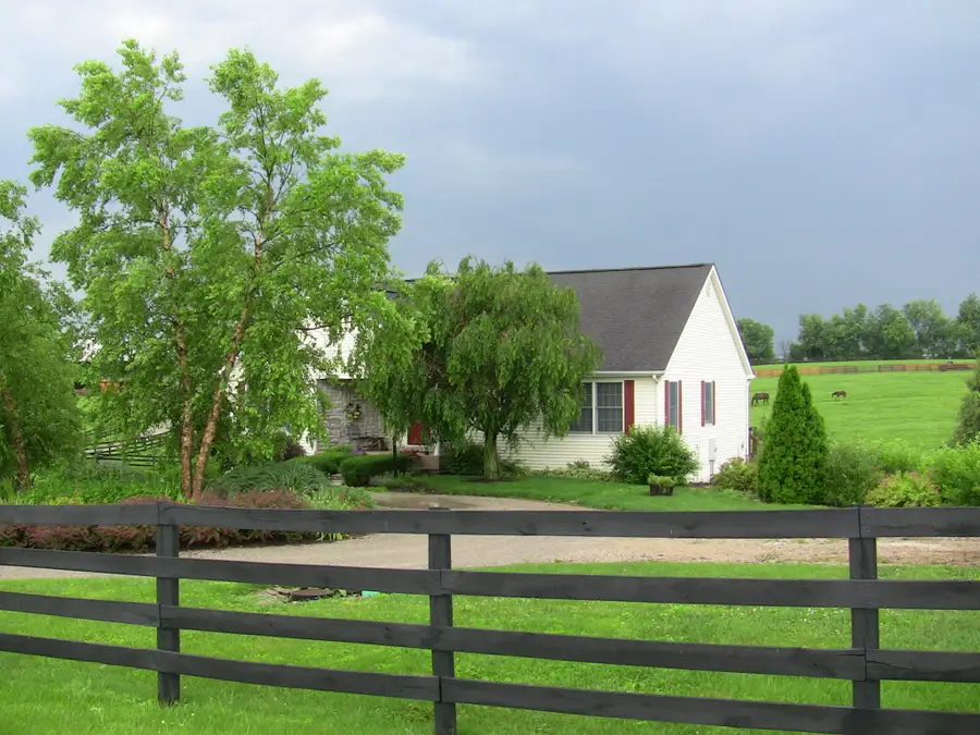 200 Carpenter Pike, Versailles, KY 40383 - #3