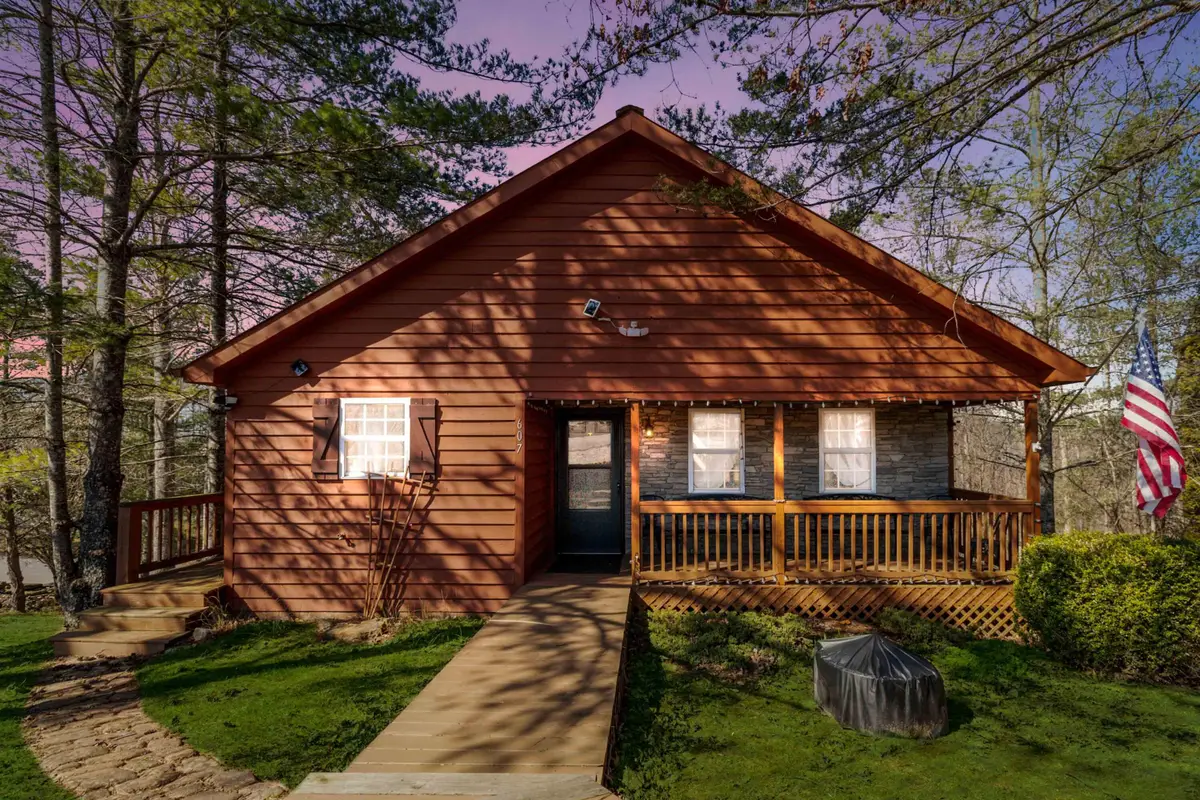 607  Enchanted Forest Way, Burnside, KY 42519 - #1