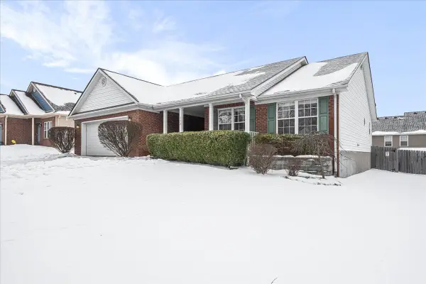113 White Oak Trace, Lexington, KY 40511
